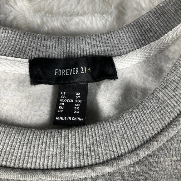 Rue 21 Women’s Size 3X Rhinestone Tasseled Gray Sweatshirt - Picture 3 of 8